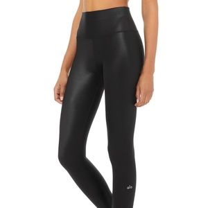 High waisted black shine leggings
